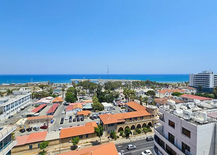 Paradise Palms Seaview Apartment *