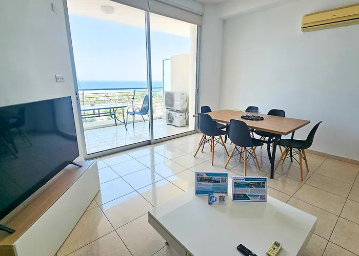 아파트 Paradise Palms Seaview *